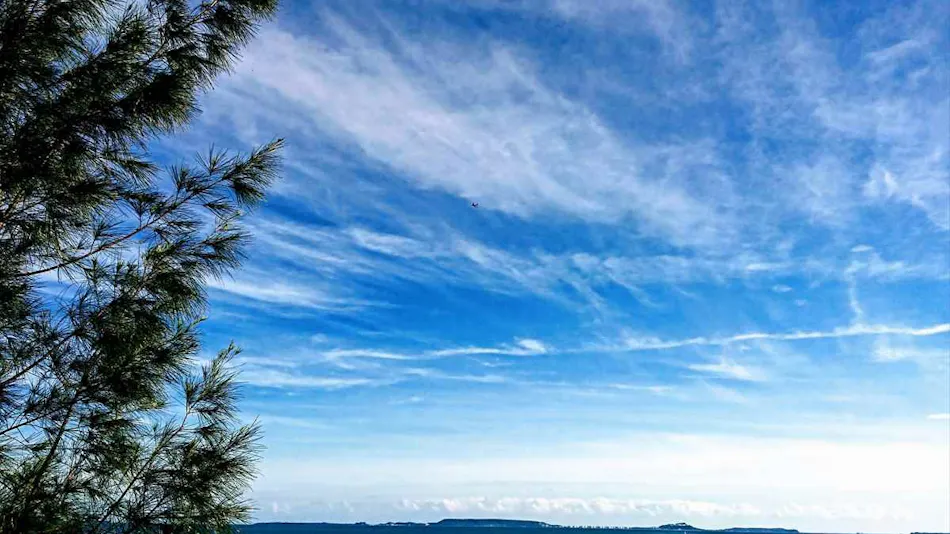 Kariyushi Condominium Resort Kin Yaka Seaside