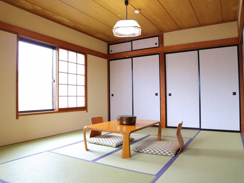 *ตัวอย่างห้องแบบญี่ปุ่น 8 เสื่อทาทามิ