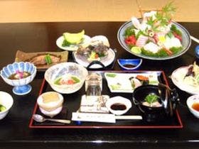 やすらぎの数奇屋民宿　やまに郷作