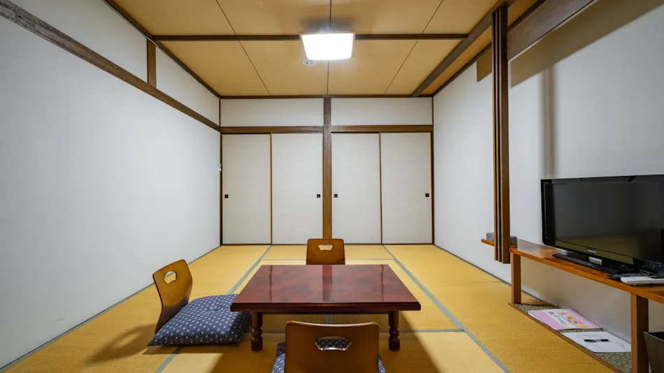 Shikotsu-Toya National Park, Forest of Four Seasons