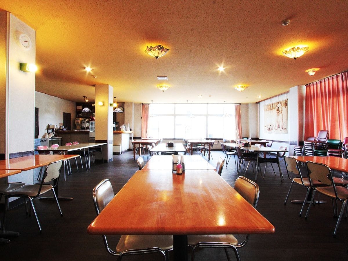 【ภายใน】นี่คือบรรยากาศของสถานที่รับประทานอาหาร