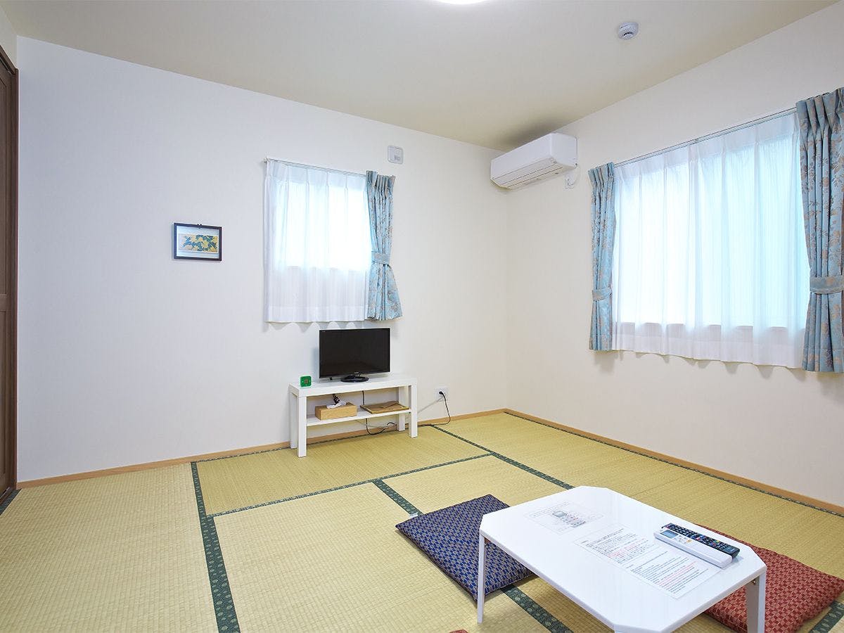 Shironoshita Guesthouse Himeji Inn