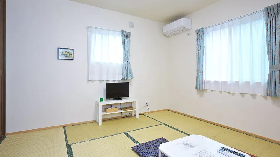 Shironoshita Guesthouse Himeji Inn