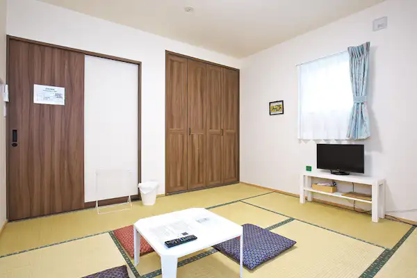 ・<จำกัดการใช้สำหรับ 2-4 ท่าน ห้องสไตล์ญี่ปุ่น 8 เสื่อทาทามิ>