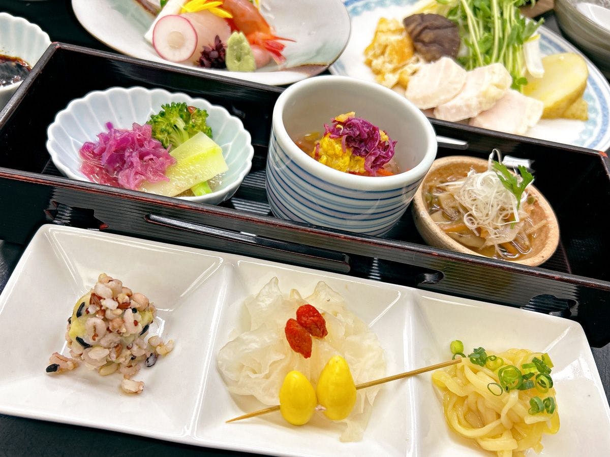 【Contoh Makan Malam】Mengutamakan konsumsi lokal.