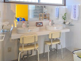 ゼログラヴィティ　清水ヴィラ