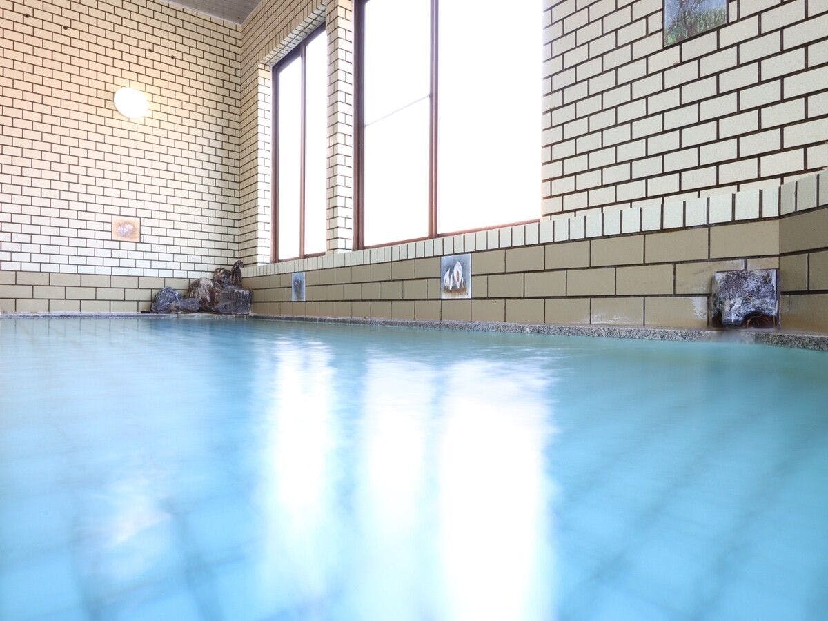 น้ำพุร้อนเพื่อผ่อนคลายความเหนื่อยล้าจากการเดินทาง...