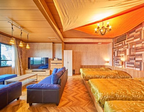 アンダピング館 庭付きファミリーエイト