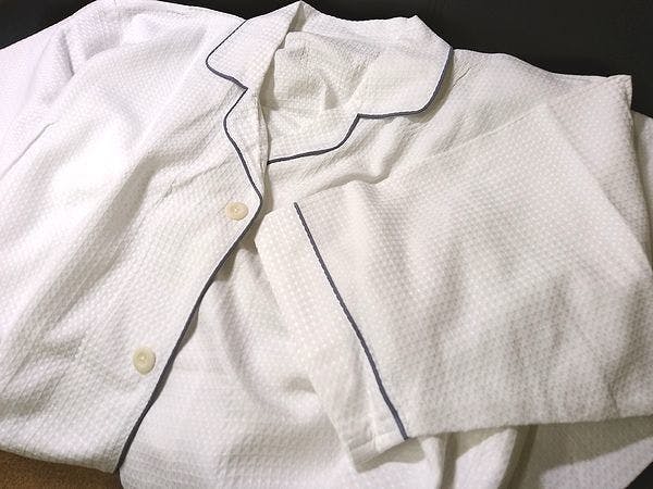 ชุดลำลองในห้องพัก