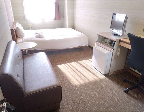 通常のダブルルームより広いお部屋です。