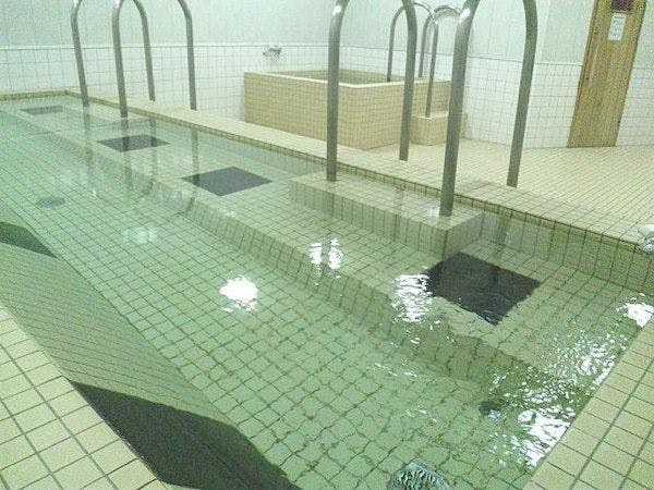 ห้องอาบน้ำแบบสลับ