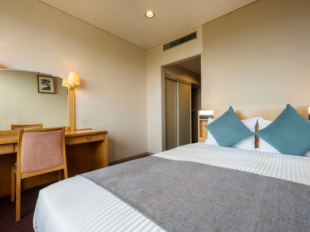 더블룸 (욕조 포함) / 24㎡