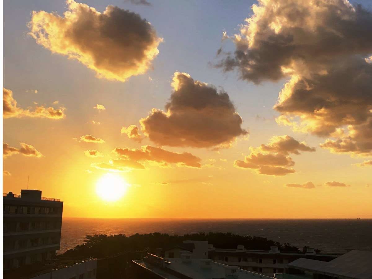 从观景台看到的夕阳