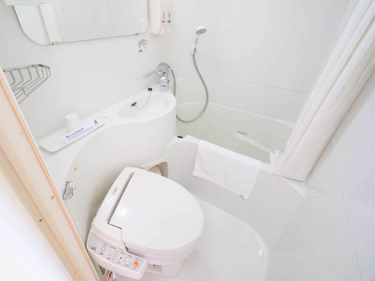 Semua kamar dilengkapi dengan unit kamar mandi.