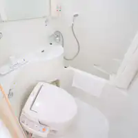 Semua kamar dilengkapi dengan unit kamar mandi.