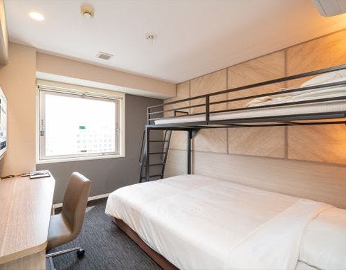 スーパールーム