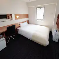 Up to 2 guests can stay (including infants).