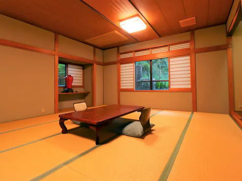 소음에 민감하신 분은 다른 객실을 선택하세요.