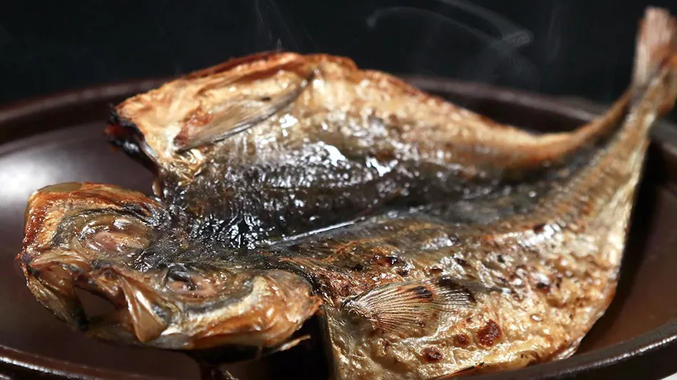 Ito Usami Onsen: Minshuku Fukabe - A Guesthouse with Delicious Seafood and Gemstone Open-Air Baths