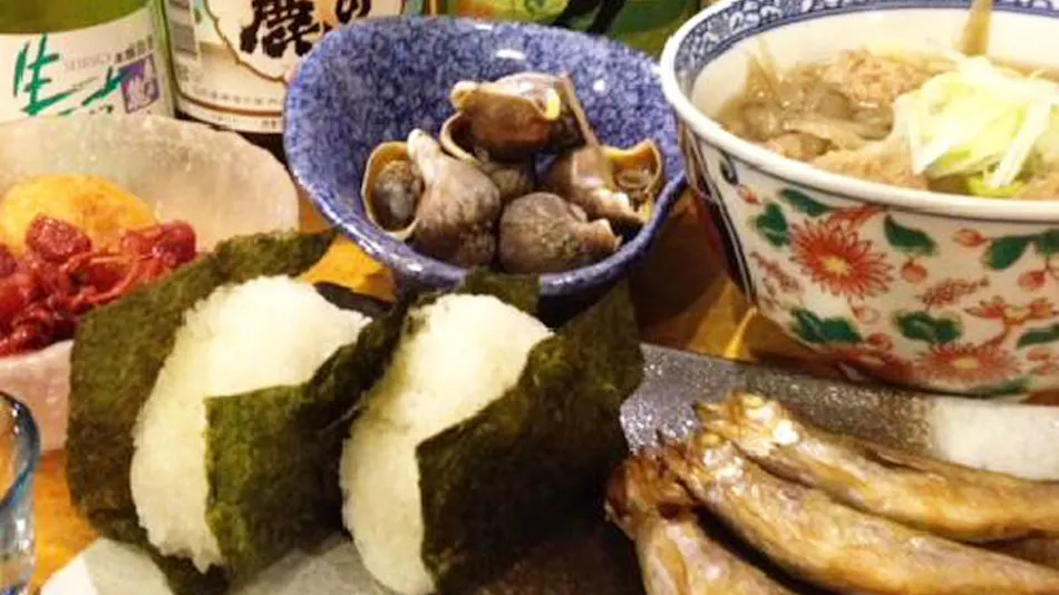 Itoya Ryokan: A Lodge Connecting "En" with Local Sake and Delicacies at the Foot of Kumano Taisha
