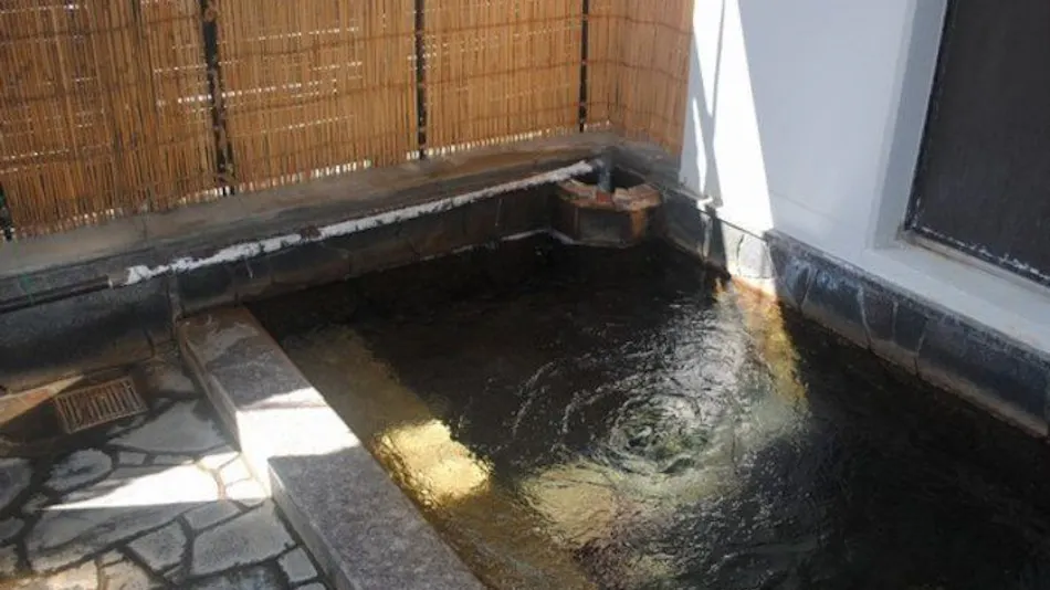 Wakura Onsen Housenkaku