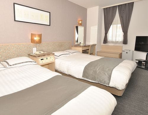 ツインデラックスルーム（寝室）