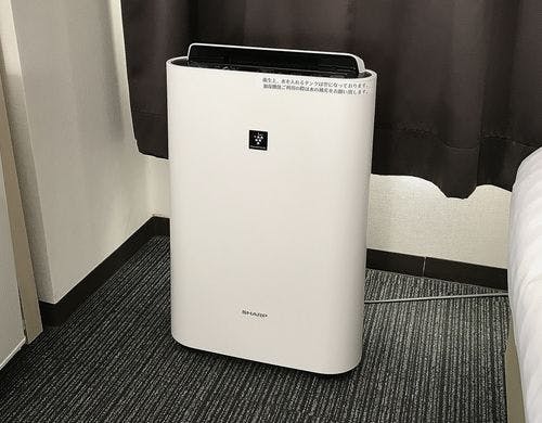 加湿機能付き空気清浄機（禁煙部屋のみ）