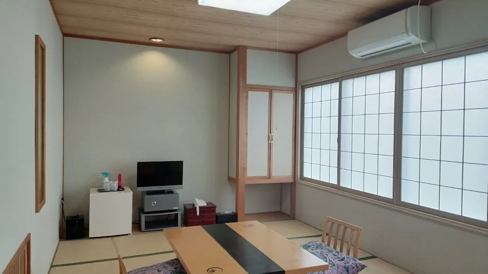 Inagaki Onsen Hotel Kagetsutei, a Hot Spring Inn with Natural Flowing Water, Famous Bath of Okutsugaru