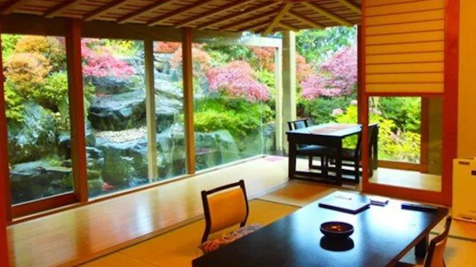 Inagaki Onsen Hotel Kagetsutei, a Hot Spring Inn with Natural Flowing Water, Famous Bath of Okutsugaru