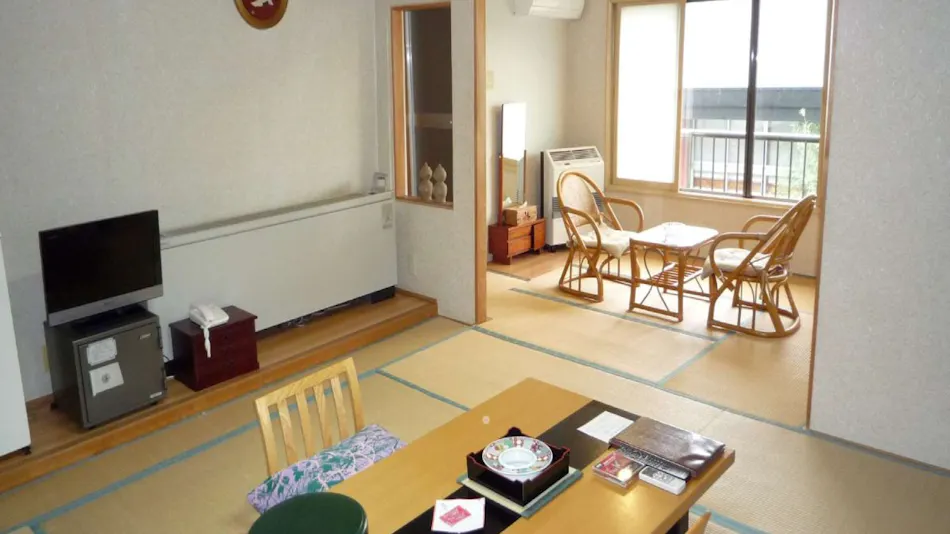 Inagaki Onsen Hotel Kagetsutei, a Hot Spring Inn with Natural Flowing Water, Famous Bath of Okutsugaru