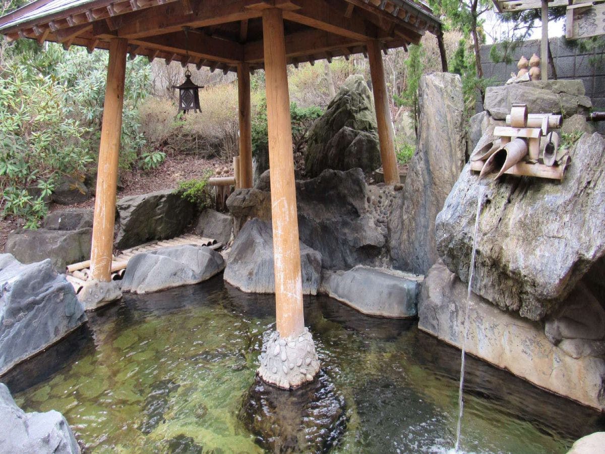 ・【ห้องอาบน้ำ】มีบ่อน้ำร้อนกลางแจ้ง