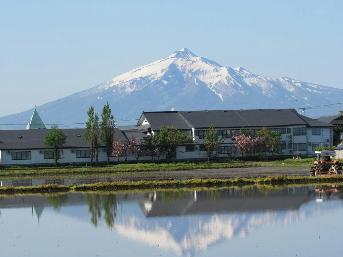 Inagaki Onsen Hotel Kagetsutei, a Hot Spring Inn with Natural Flowing Water, Famous Bath of Okutsugaru