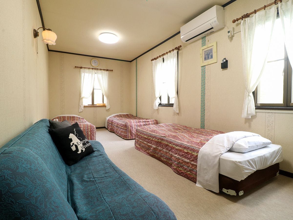 YAMA's House