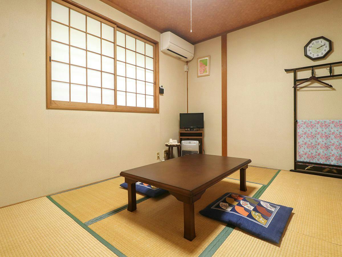Bilik gaya Jepun 6 tatami