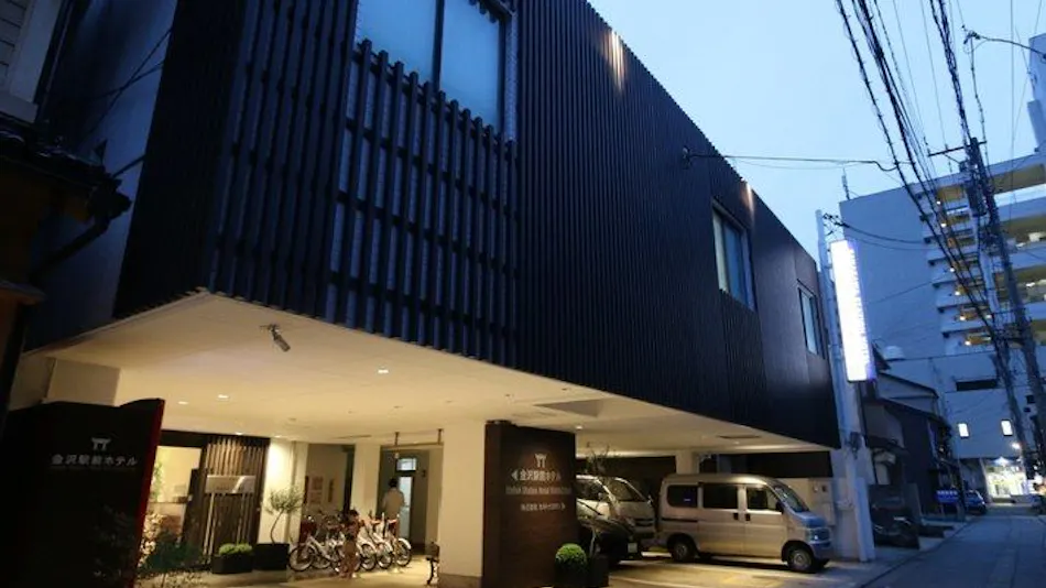 Kanazawa Station Front Hotel