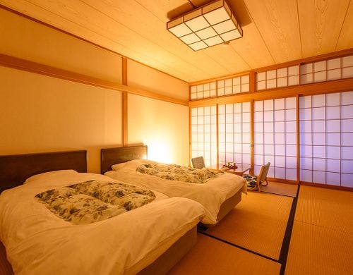 和室10畳ベット付きツイン