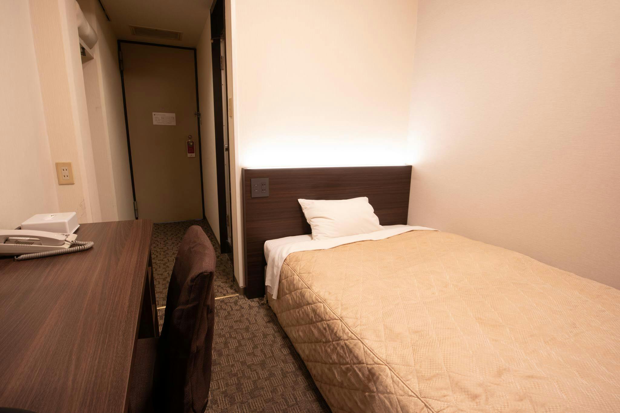 Single room interior