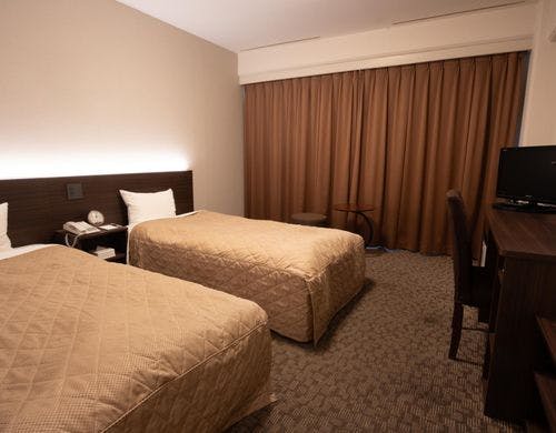 ツインルーム内観（朝）