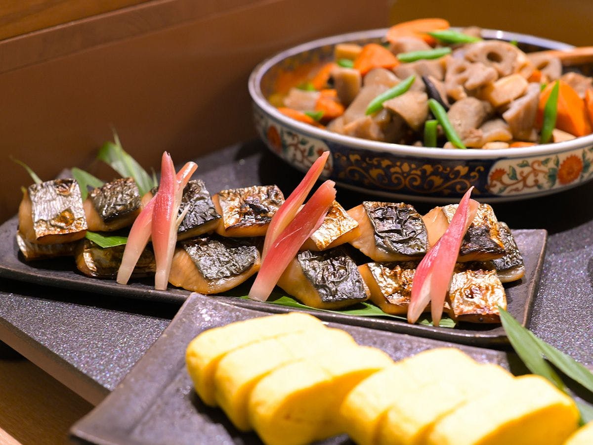 【บุฟเฟ่ต์อาหารเช้า】เมนูสไตล์ญี่ปุ่นที่น่าภูมิใจ