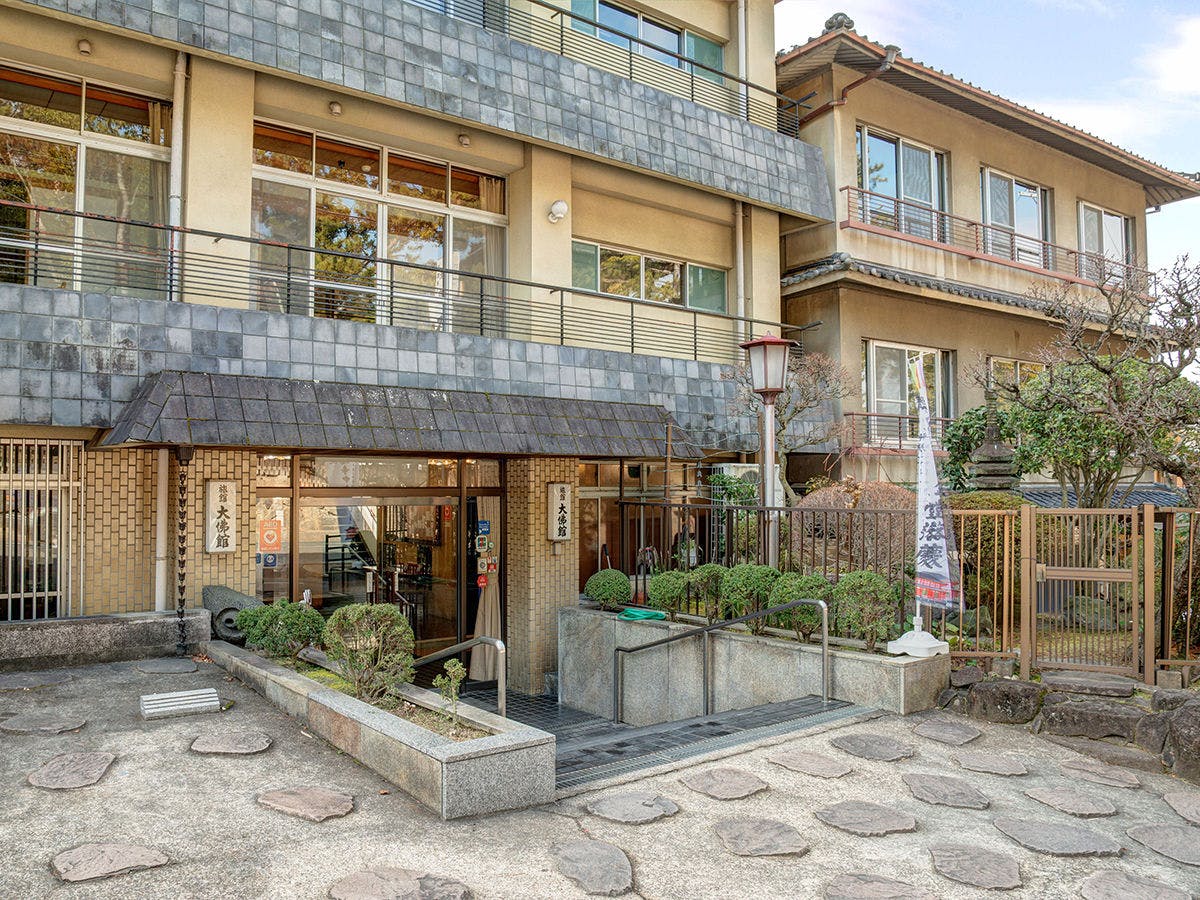 大仏館 近鉄奈良駅から徒歩10分の旅館 7700円より ペット可 大浴場 大和食材を使った10品と手作りのわらび餅付き田舎風懐石 奈良県 デゴイチよく走る Sl沿線宿泊情報