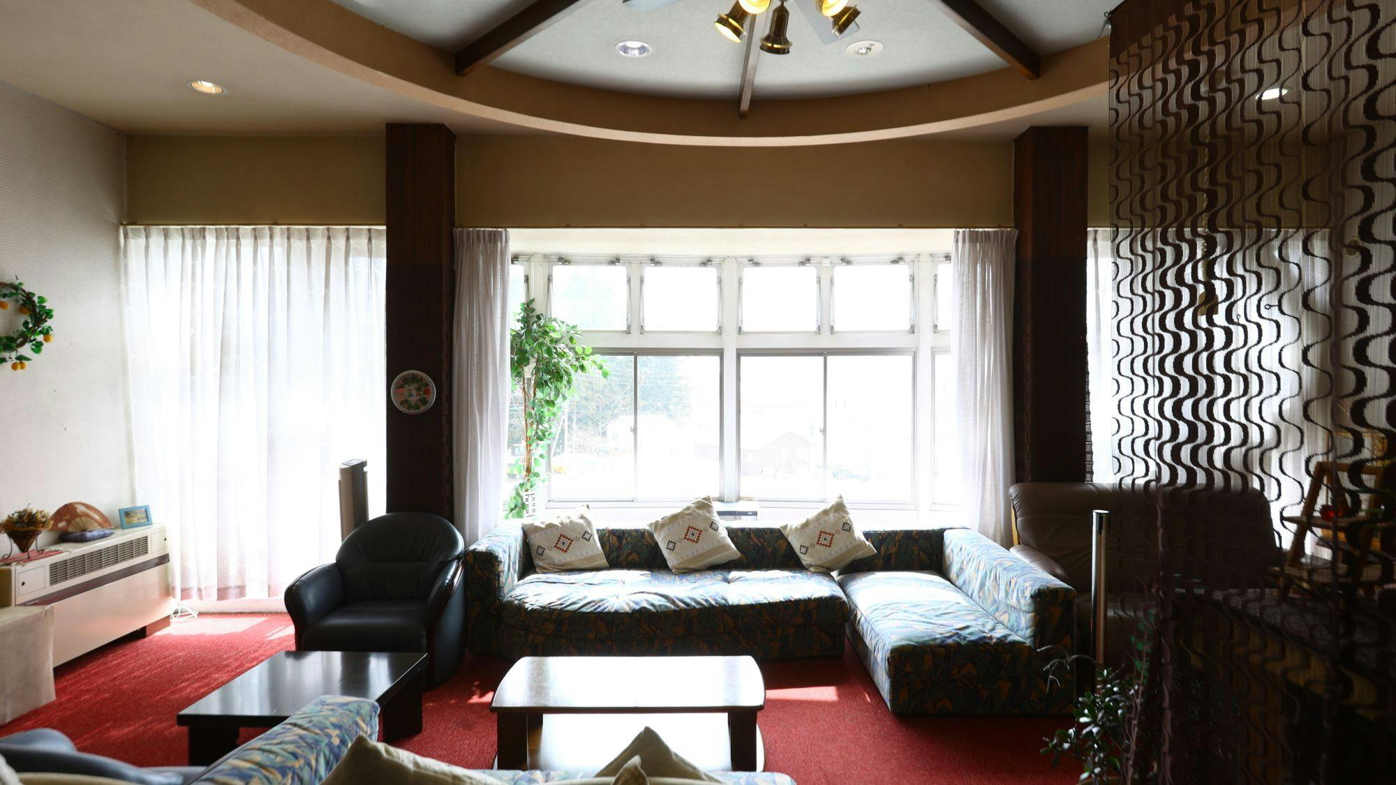 ผ่อนคลายพร้อมกับดื่มกาแฟ.