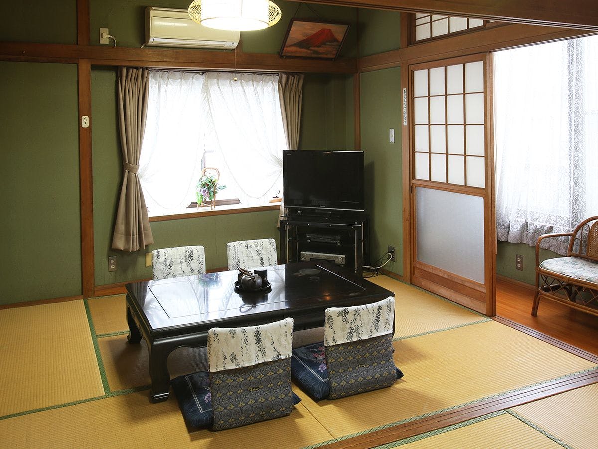 Shomoya Ryokan