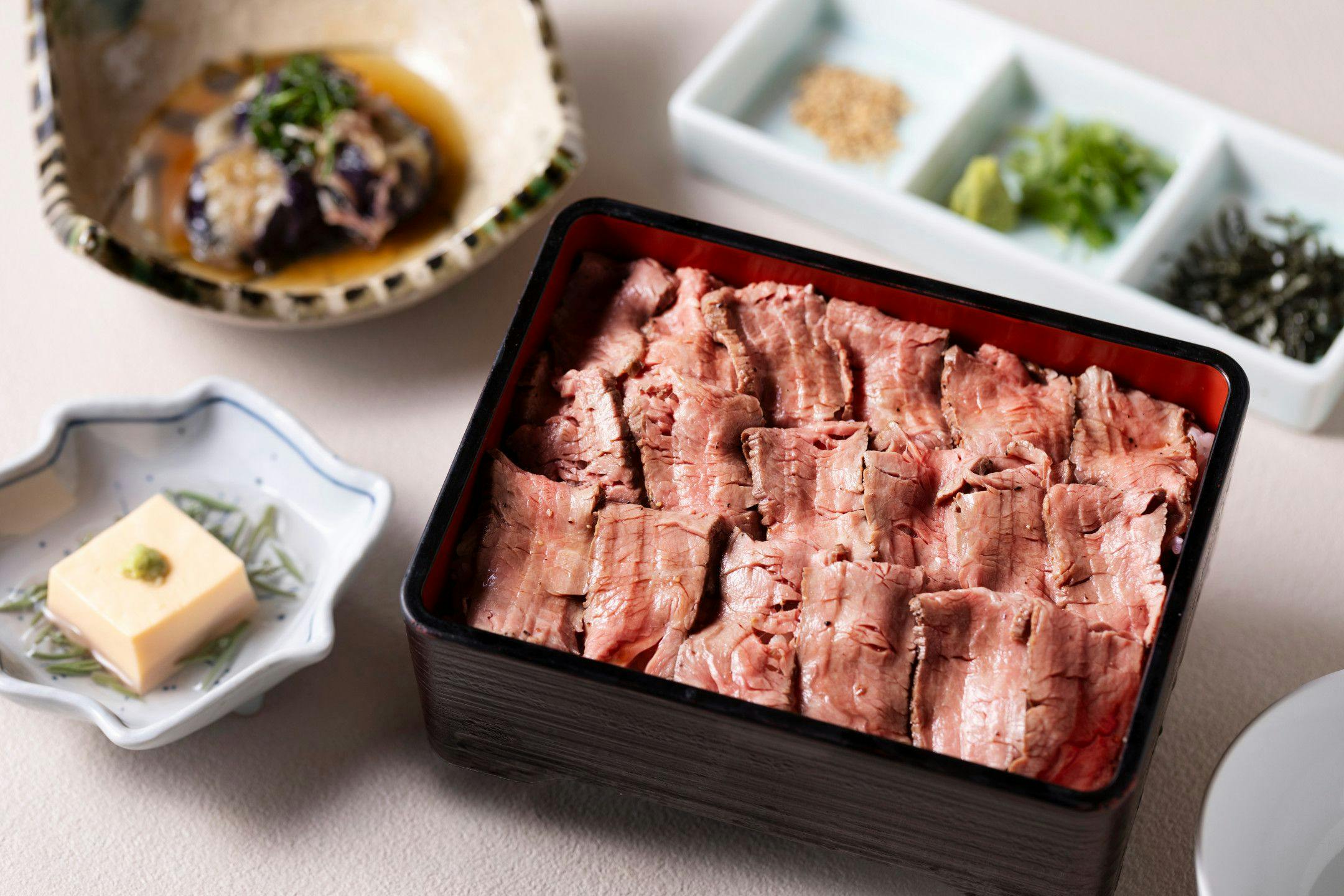 Set Hidangan Daging Bakar Yamagata (Roast Beef)