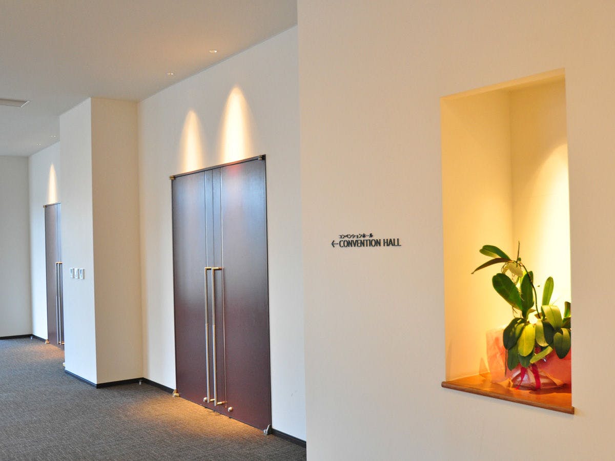 【บรรยากาศภายใน】