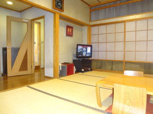 和室１５畳　奥より