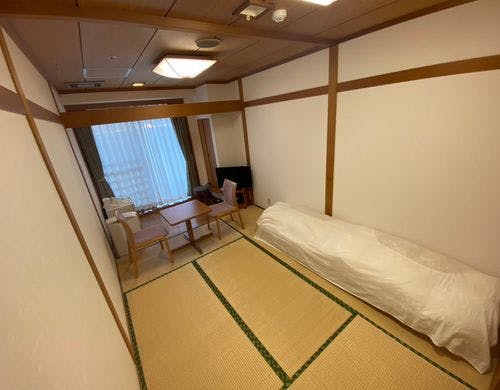和室6畳。2名様までお泊りいただけます。
