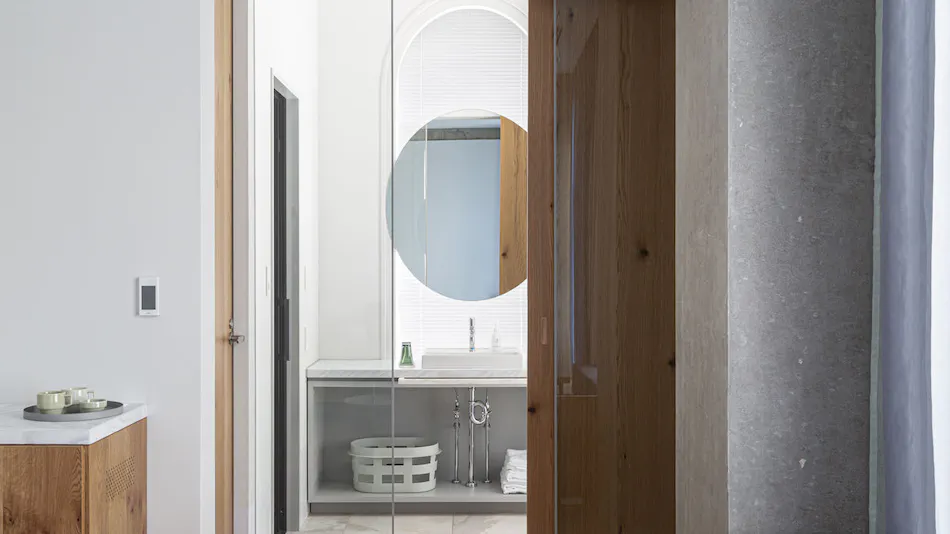 TSUGU Kyoto Sanjo by THE SHARE HOTELS