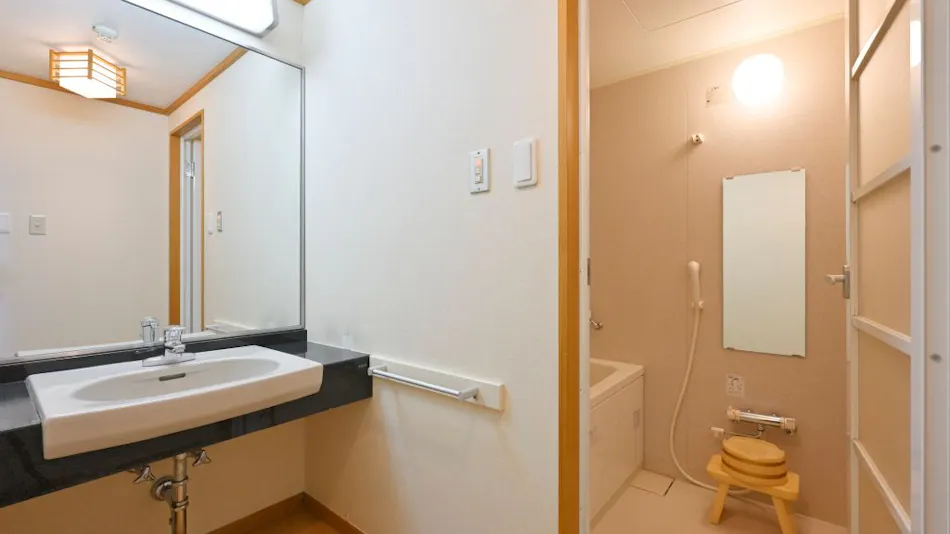 KKR Dogo Yuzuki (National Public Service Mutual Aid Association Dogo Resort)