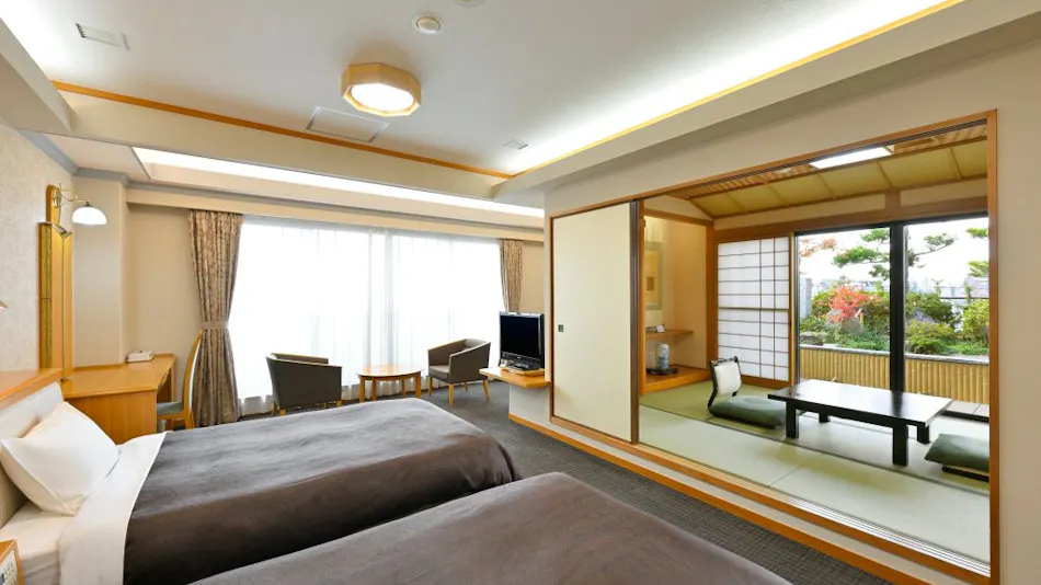 KKR Dogo Yuzuki (National Public Service Mutual Aid Association Dogo Resort)