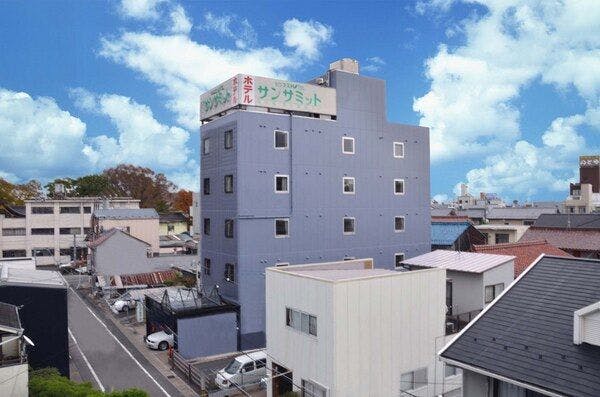 ビジネスホテル　サンサミット&nbsp;施設全景
